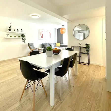 Spacious, Sunny Flat By Of Arts & Sciences * Βαλένθια