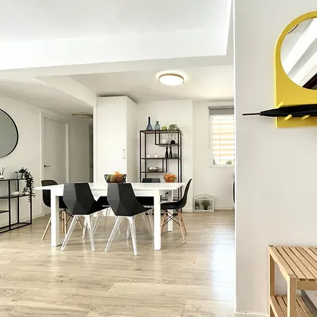 Spacious, Sunny Flat By Of Arts & Sciences Βαλένθια