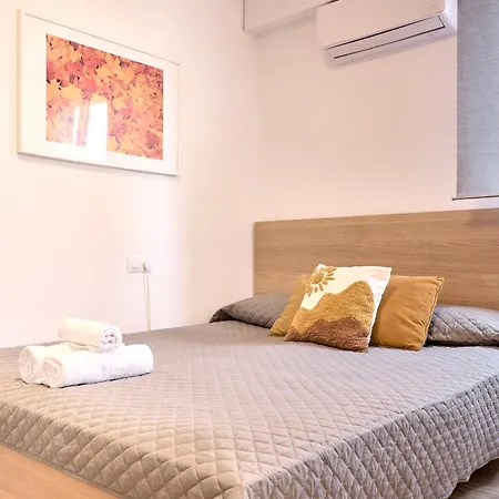 Διαμέρισμα Spacious, Sunny Flat By Of Arts & Sciences *