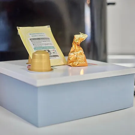 Διαμέρισμα Spacious, Sunny Flat By Of Arts & Sciences *