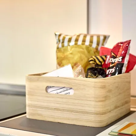 Διαμέρισμα Spacious, Sunny Flat By Of Arts & Sciences