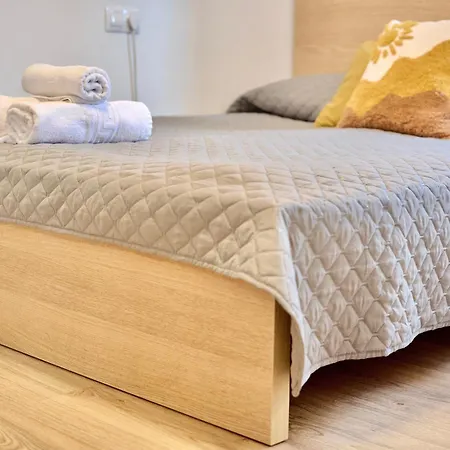 Spacious, Sunny Flat By Of Arts & Sciences Βαλένθια