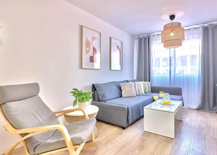 Spacious, Sunny Flat By Of Arts & Sciences Valencia