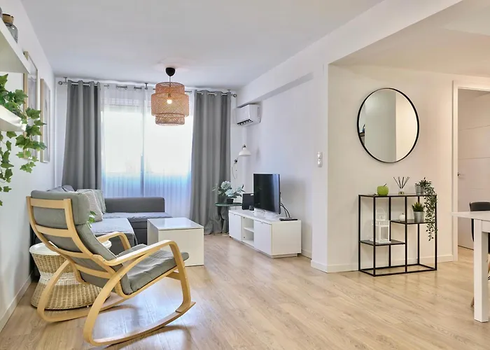 Spacious, Sunny Flat By Of Arts & Sciences Apartment *