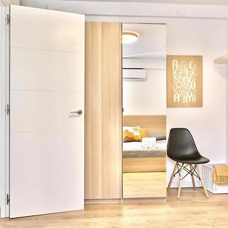 Spacious, Sunny Flat By Of Arts & Sciences Apartament Walencja