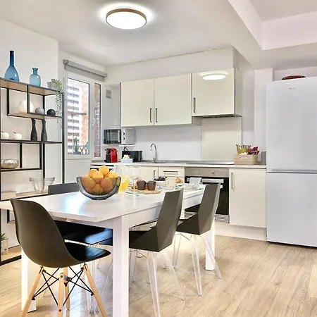 Spacious, Sunny Flat By Of Arts & Sciences Apartament Walencja
