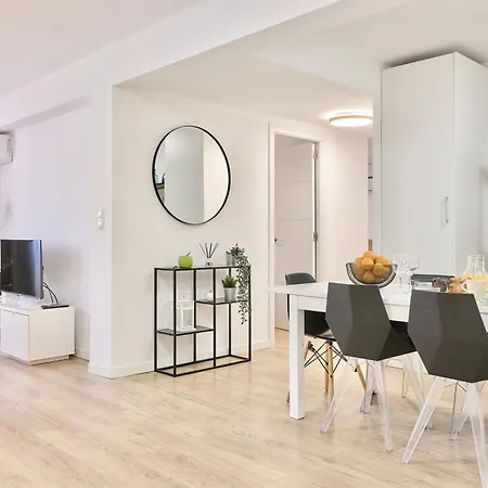 Apartament Spacious, Sunny Flat By Of Arts & Sciences Walencja
