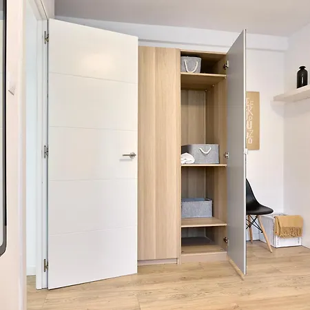 Spacious, Sunny Flat By Of Arts & Sciences * Walencja