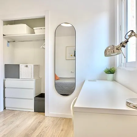 Apartament Spacious, Sunny Flat By Of Arts & Sciences Walencja