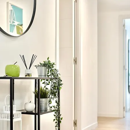 Apartament Spacious, Sunny Flat By Of Arts & Sciences Walencja